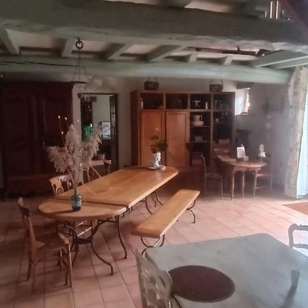 Le Puits Sainte Claire Bed & Breakfast Courçon Dış mekan fotoğraf