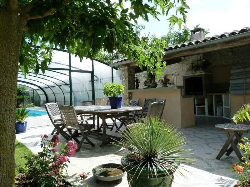 Le Puits Sainte Claire Bed & Breakfast Courçon Dış mekan fotoğraf