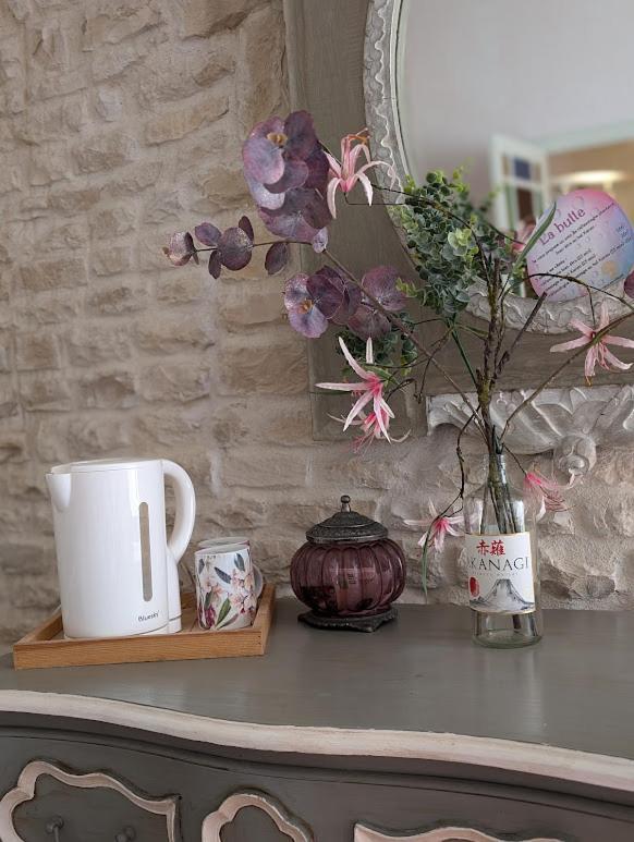 Le Puits Sainte Claire Bed & Breakfast Courçon Dış mekan fotoğraf