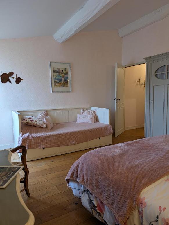 Le Puits Sainte Claire Bed & Breakfast Courçon Dış mekan fotoğraf
